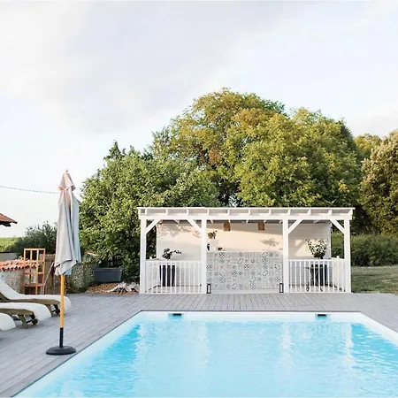 Paradis Des Vignes Hotel *