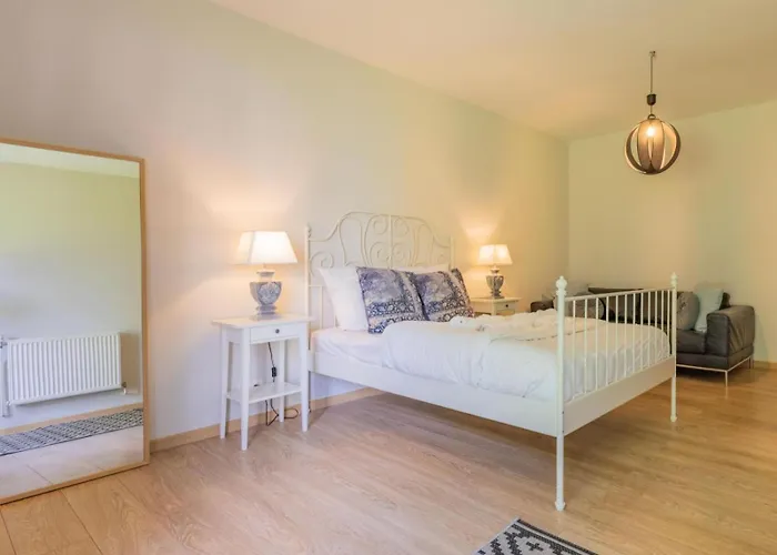 Hotel Paradis Des Vignes