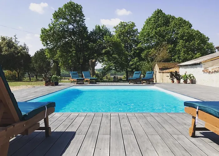 Paradis Des Vignes Hotel Birac (Charente)